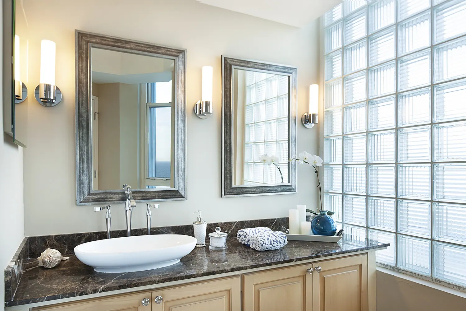 Updated Condo, photograph by Kathryn Interiors