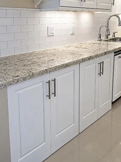 Kitchen, Palm Bay Kitchen by Kathryn Interiors