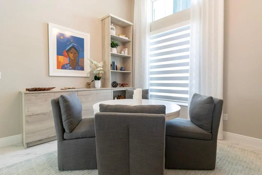 Vero Beach, Den by Kathryn Interiors