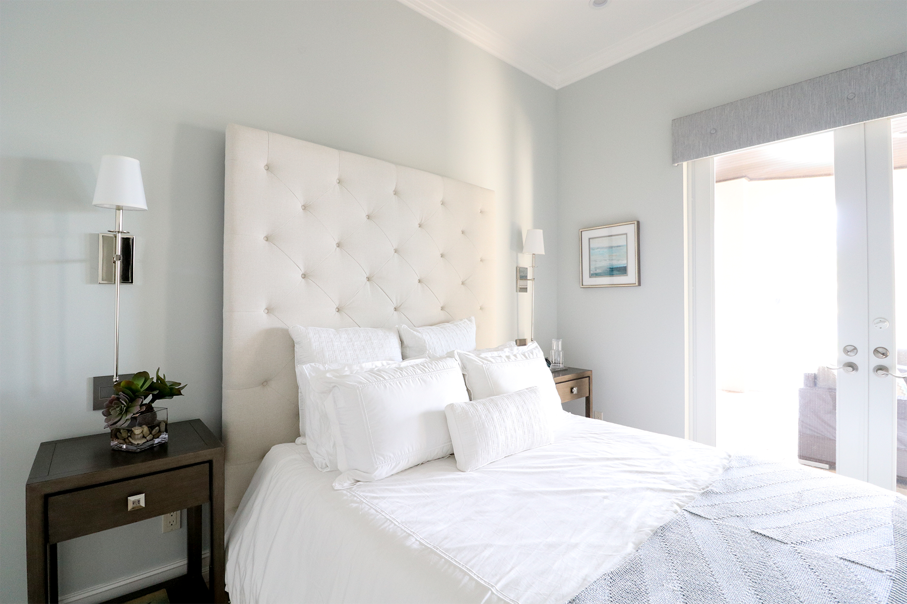 7 Unique Tips to Decor Your Miami Style Bedroom